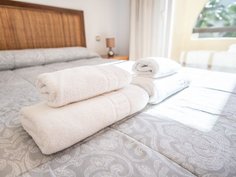 Apartment for Sale in New Golden Mile, Malaga 14