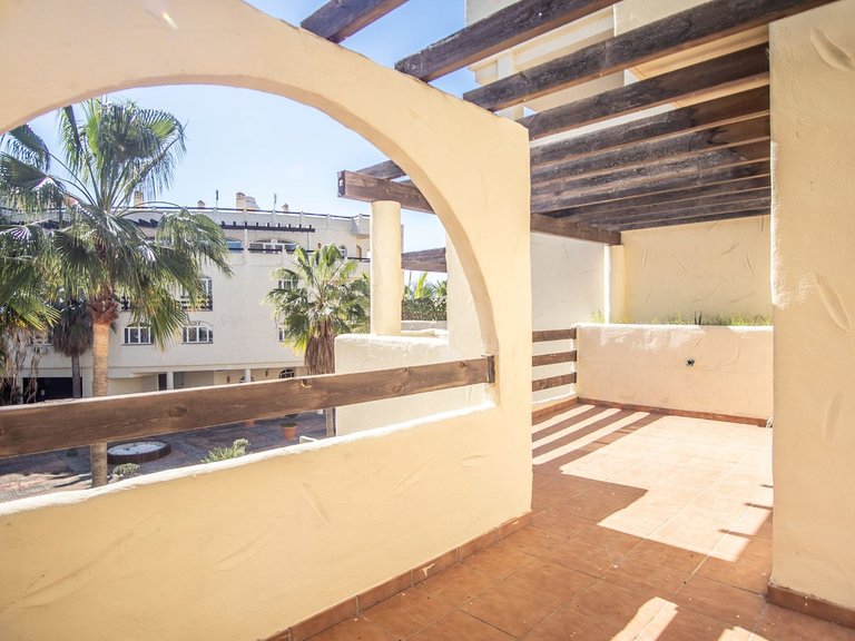Apartment for Sale in New Golden Mile, Malaga 16