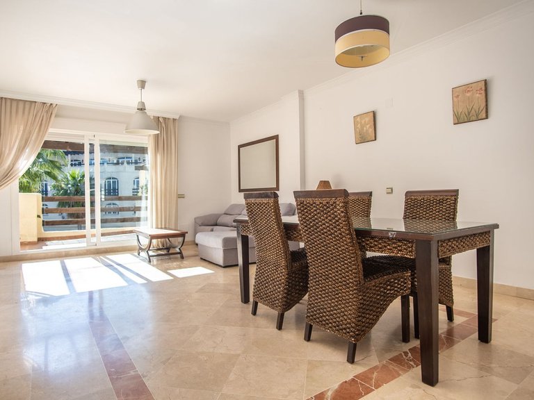 Apartment for Sale in New Golden Mile, Malaga 2