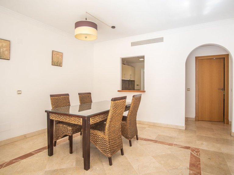 Apartment for Sale in New Golden Mile, Malaga 22