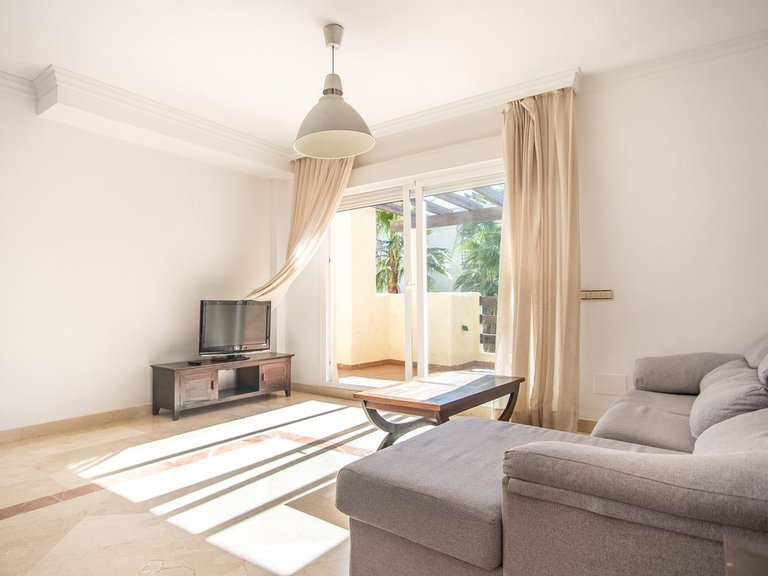 Apartment for Sale in New Golden Mile, Malaga 5