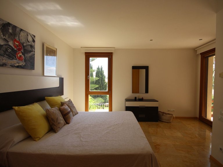 Apartment for Sale in Los Monteros, Malaga 17