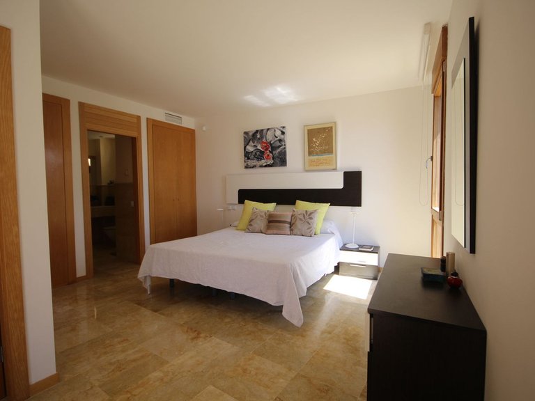 Apartment for Sale in Los Monteros, Malaga 19