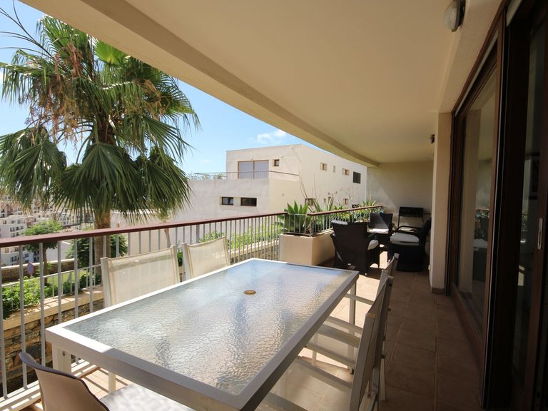 Apartment for Sale in Los Monteros, Malaga 2