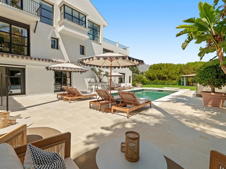 Villa for Sale in Nueva Andalucía, Malaga 41