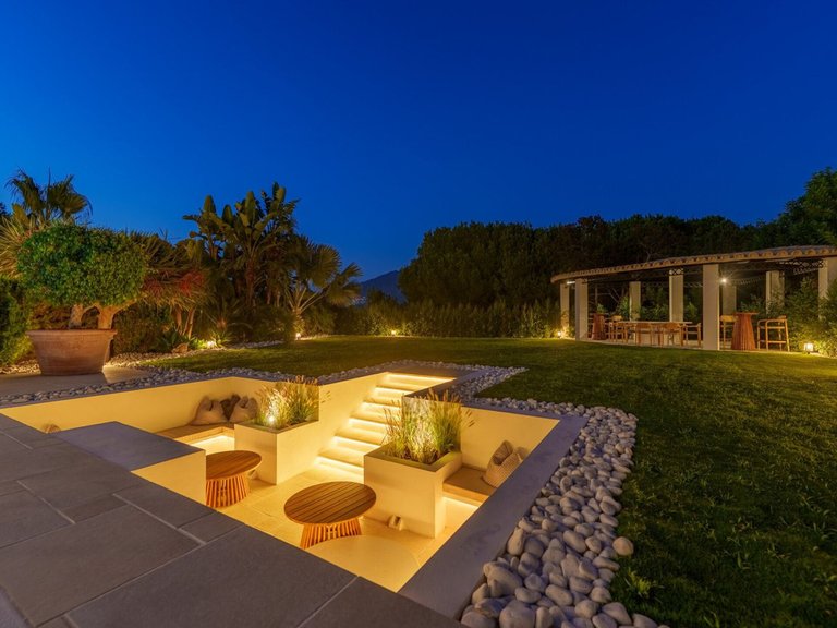 Villa for Sale in Nueva Andalucía, Malaga 46