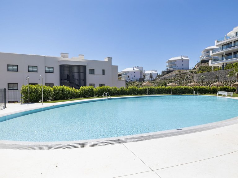 Apartment for Sale in Fuengirola, Malaga 32