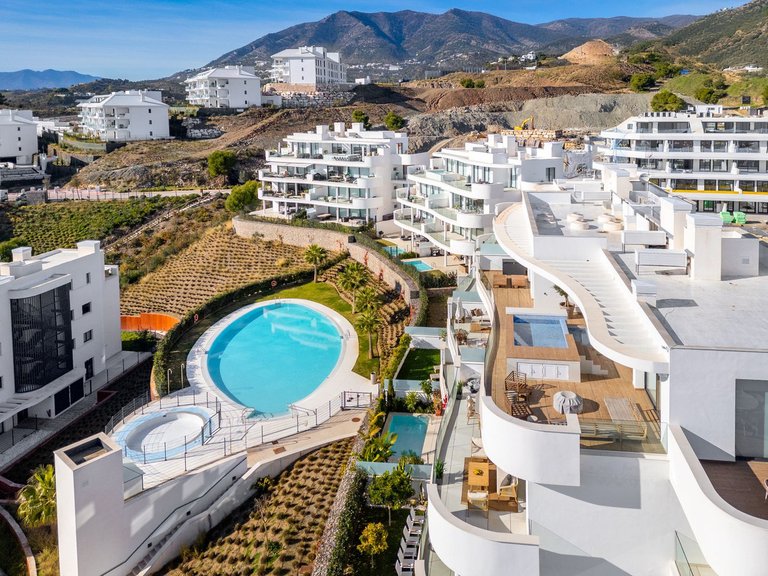 Apartment for Sale in Fuengirola, Malaga 35
