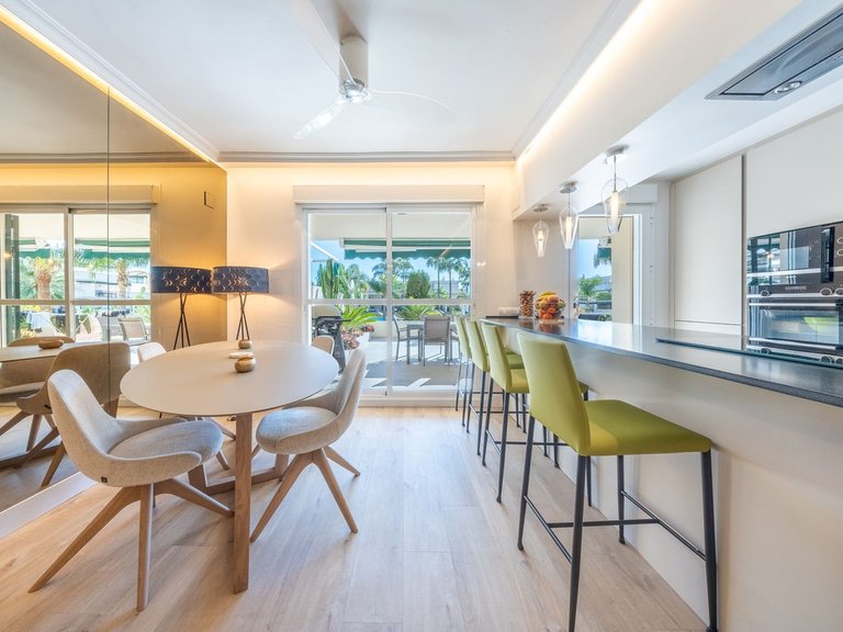 Apartment for Sale in Nueva Andalucía, Malaga 4