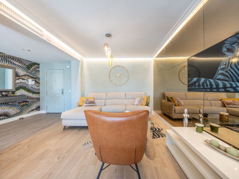Apartment for Sale in Nueva Andalucía, Malaga 9