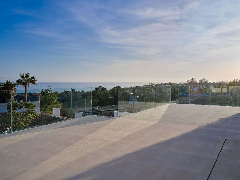 Villa for Sale in Marbella, Malaga 1
