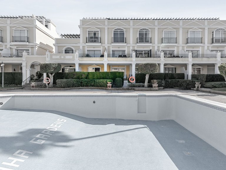 Apartment for Sale in Marbella, Malaga 16