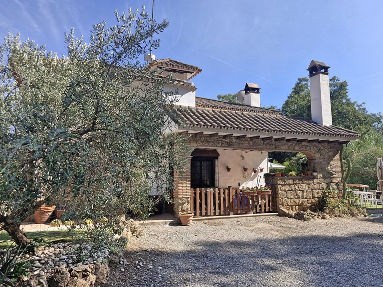 Villa for Sale in Coín, Malaga 16