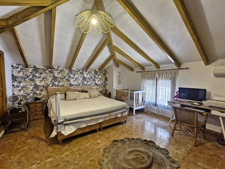 Villa for Sale in Coín, Malaga 8
