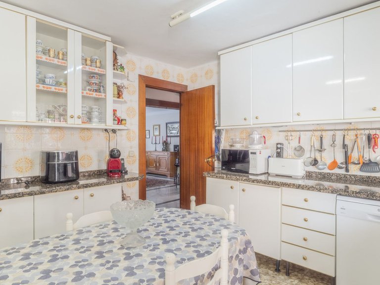 Villa for Sale in Cerrado De Calderón, Malaga 11