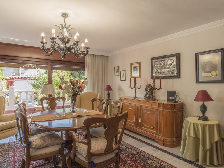 Villa for Sale in Cerrado De Calderón, Malaga 19