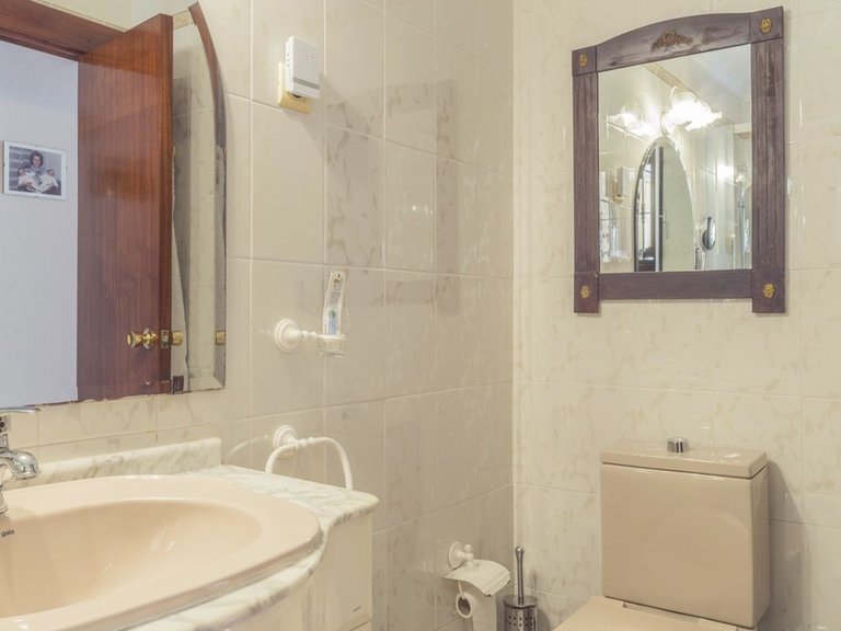 Villa for Sale in Cerrado De Calderón, Malaga 22