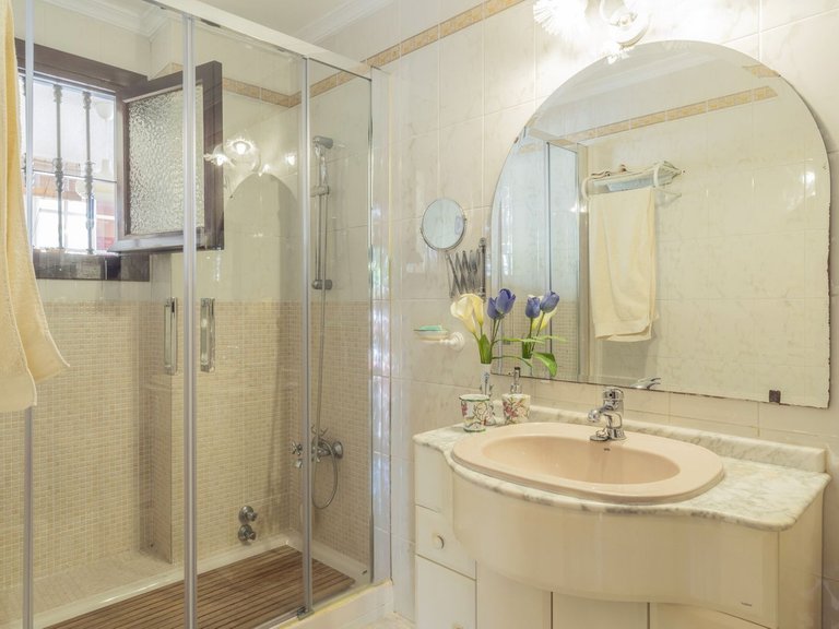 Villa for Sale in Cerrado De Calderón, Malaga 23