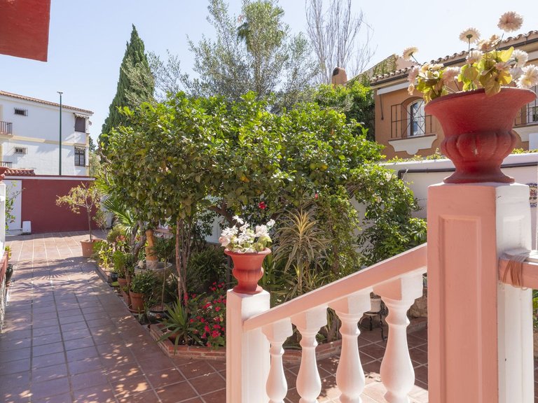 Villa for Sale in Cerrado De Calderón, Malaga 3