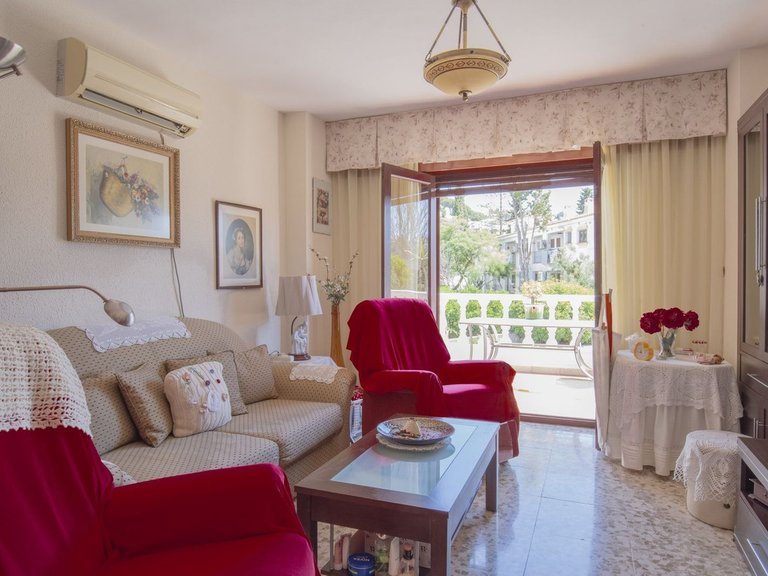 Villa for Sale in Cerrado De Calderón, Malaga 31