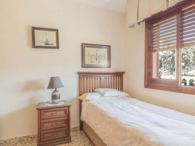 Villa for Sale in Cerrado De Calderón, Malaga 32