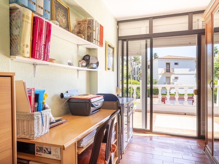 Villa for Sale in Cerrado De Calderón, Malaga 33