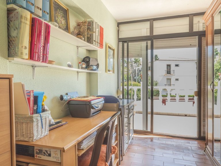 Villa for Sale in Cerrado De Calderón, Malaga 34