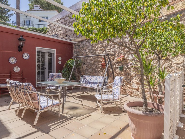 Villa for Sale in Cerrado De Calderón, Malaga 5