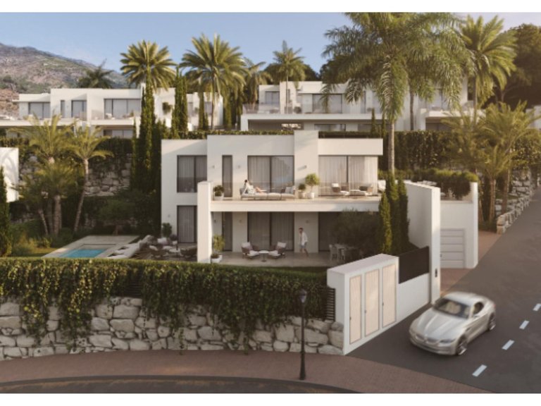 Villa for Sale in Mijas, Malaga 1