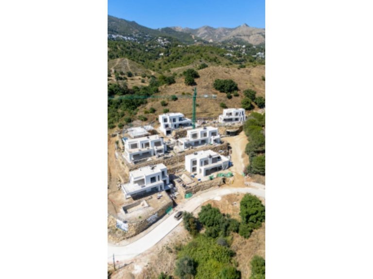 Villa for Sale in Mijas, Malaga 31