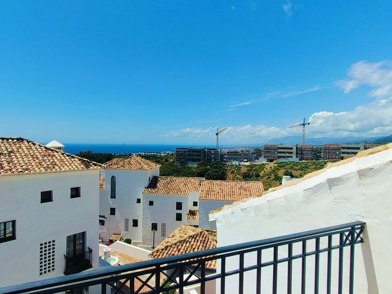 Apartment for Sale in Altos De Los Monteros, Malaga 2
