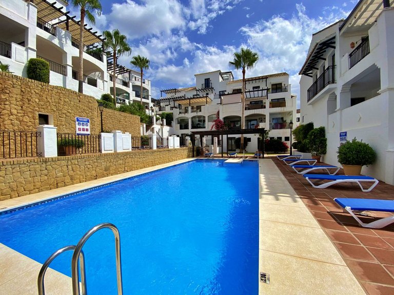 Apartment for Sale in Altos De Los Monteros, Malaga 8