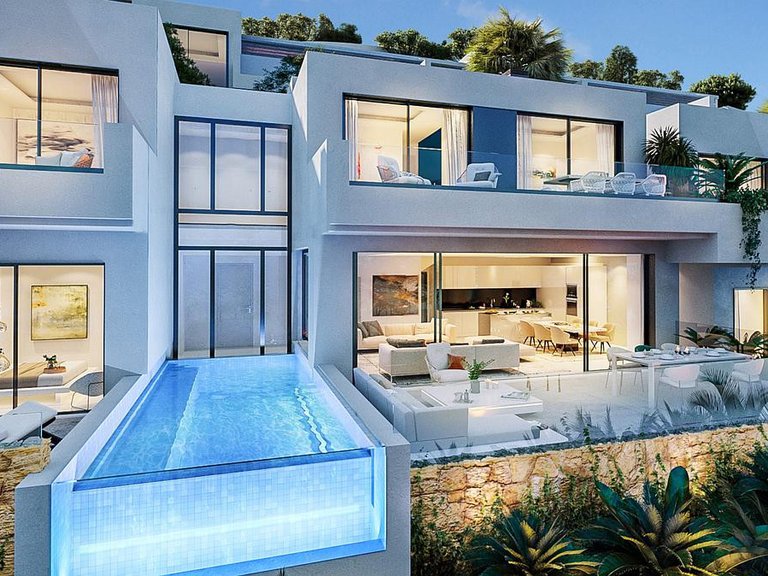 Villa for Sale in Benalmadena, Malaga 7