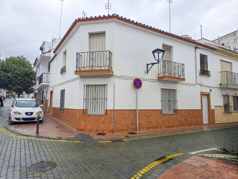 Villa for Sale in Estepona, Malaga 1