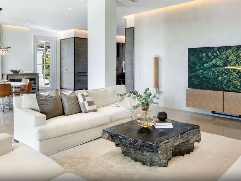 Villa for Sale in Benahavís, Malaga 10