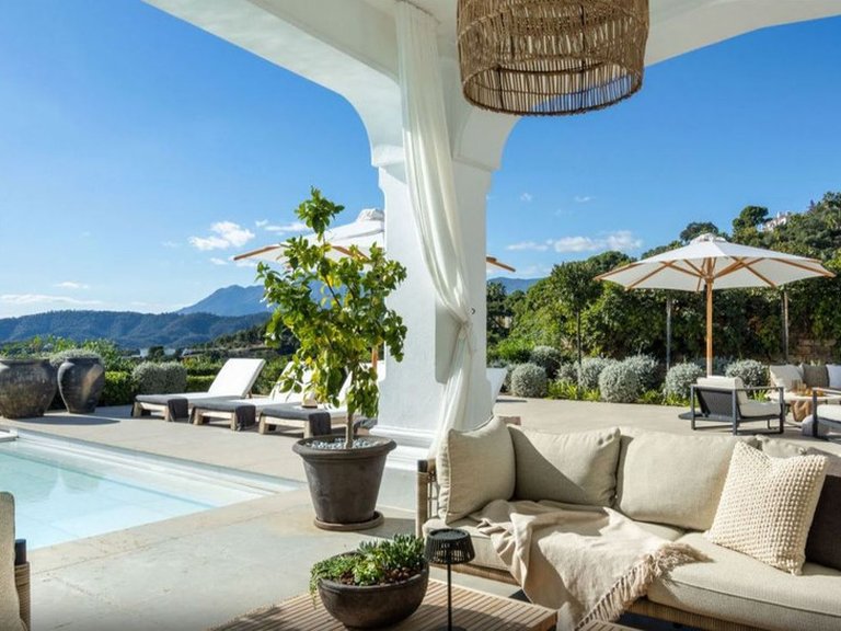 Villa for Sale in Benahavís, Malaga 12
