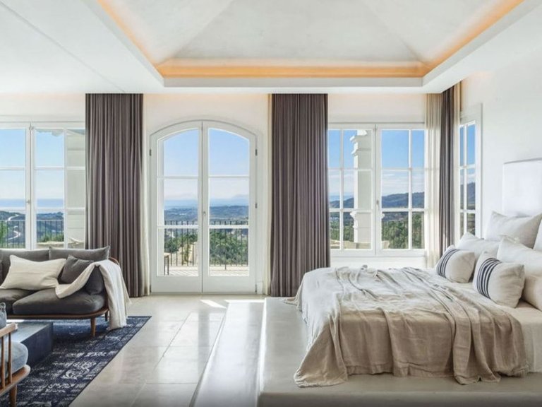 Villa for Sale in Benahavís, Malaga 15