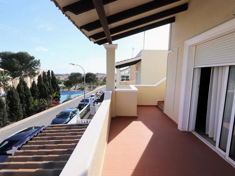 Villa for Sale in Villamartin, Alicante 17
