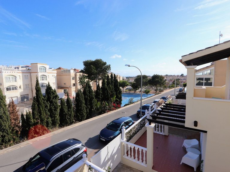 Villa for Sale in Villamartin, Alicante 19