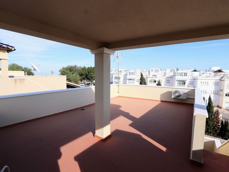 Villa for Sale in Villamartin, Alicante 21