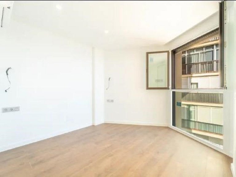Apartment for Sale in Málaga Este, Malaga 12