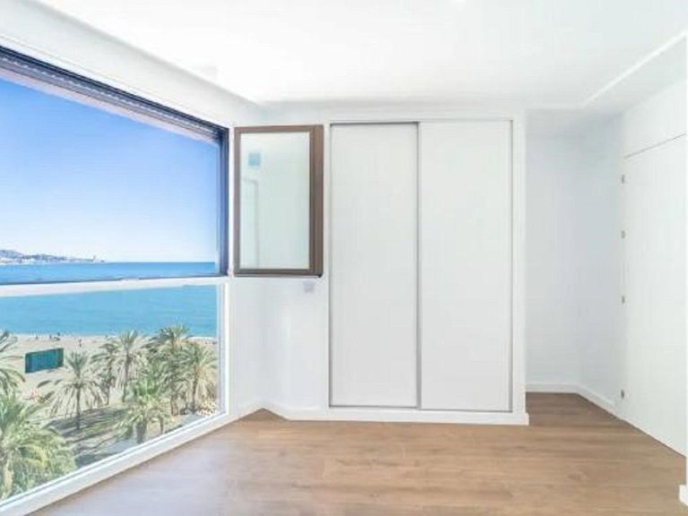 Apartment for Sale in Málaga Este, Malaga 15