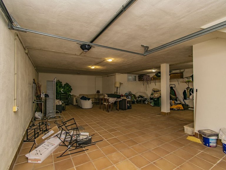 Villa for Sale in Santa Clara, Malaga 8
