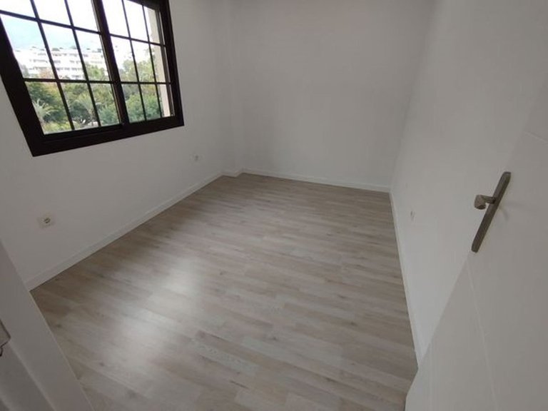 Apartment for Sale in Benalmadena Costa, Malaga 20