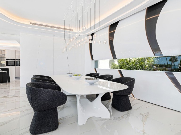 Villa for Sale in Marbella, Malaga 10