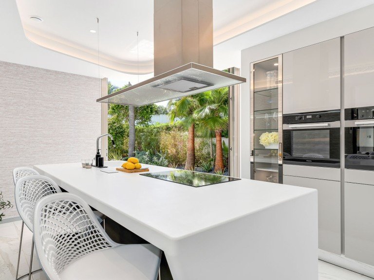 Villa for Sale in Marbella, Malaga 11
