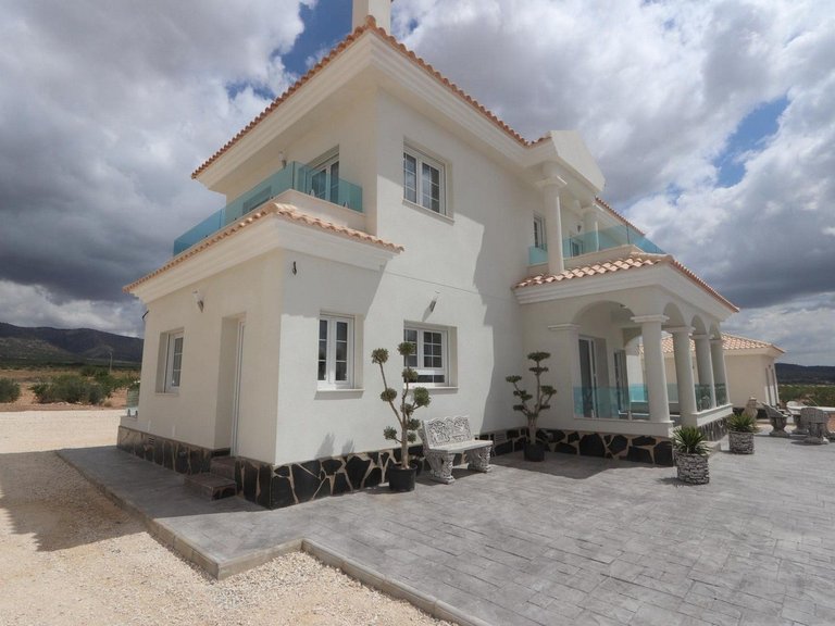 Villa for Sale in Pinoso, Alicante 22