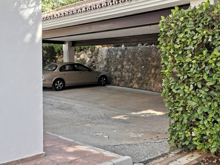 Villa for Sale in Estepona, Malaga 11