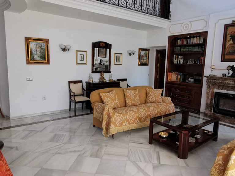 Villa for Sale in Estepona, Malaga 20
