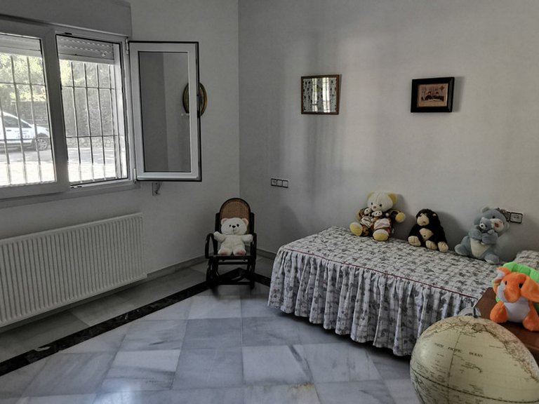 Villa for Sale in Estepona, Malaga 28